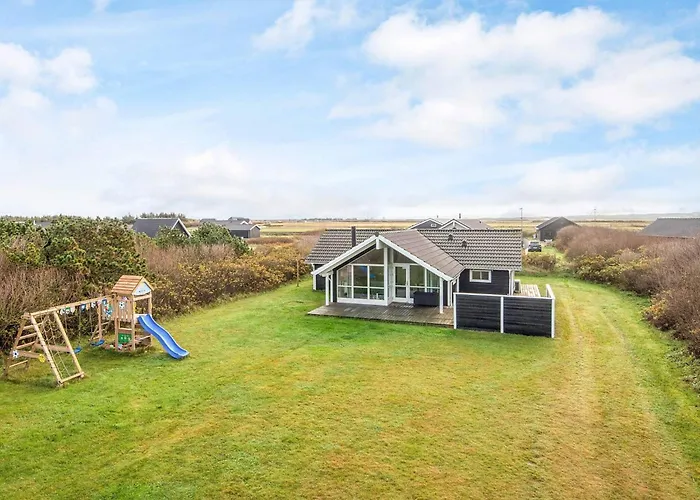 8 Person In Harboore-by Traum * هاربور